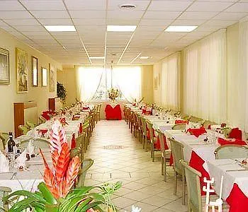 Hotell Katy 3*