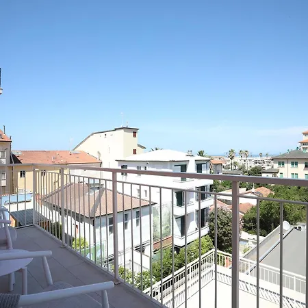 Hotel Katy 3*