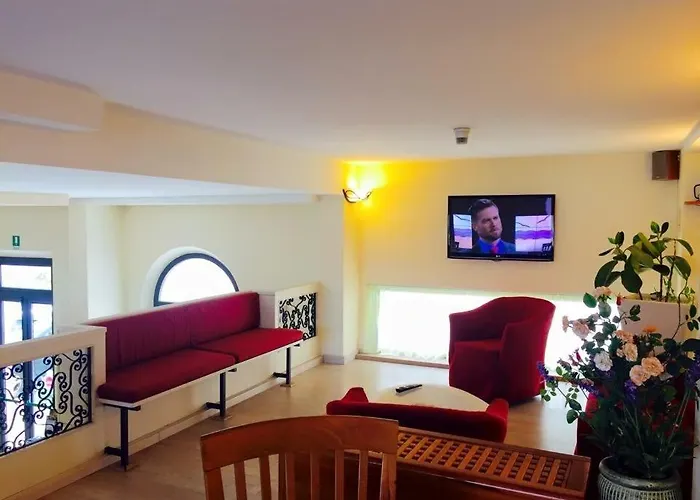 Katy Отель Виареджо