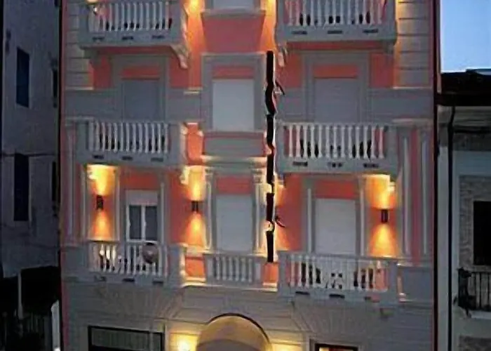 Отель Katy Виареджо